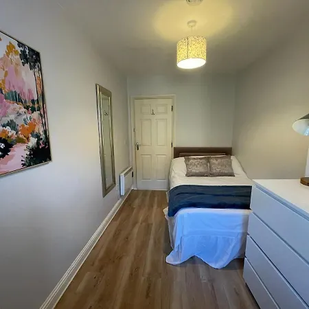 Centre Cosy Off Woodquay Apartment *