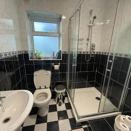 Centre Cosy Off Woodquay Apartment *