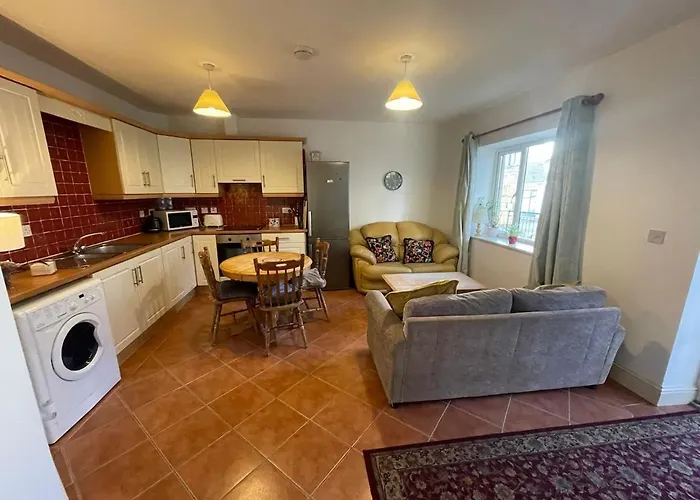 Centre Cosy Off Woodquay